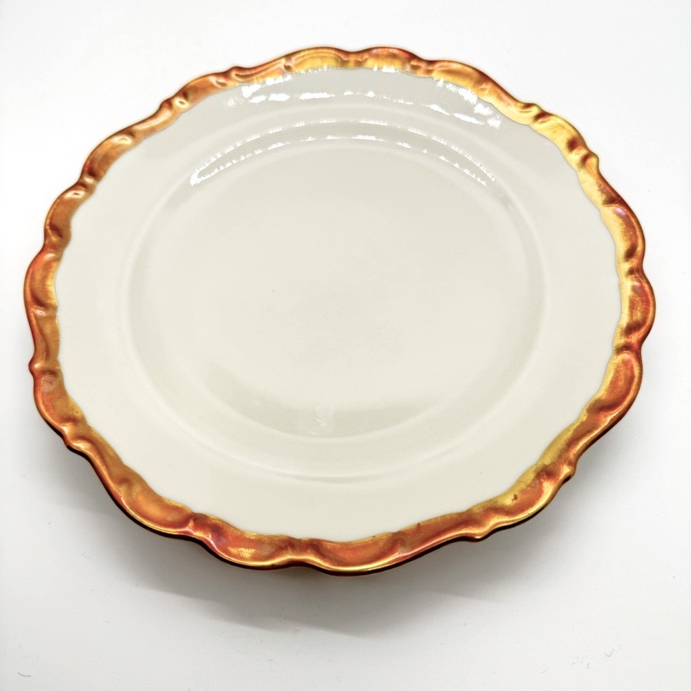 EUC Vintage 1950s-era Schumann Bavaria Gold Trim Porcelain Plate 8 inch diameter